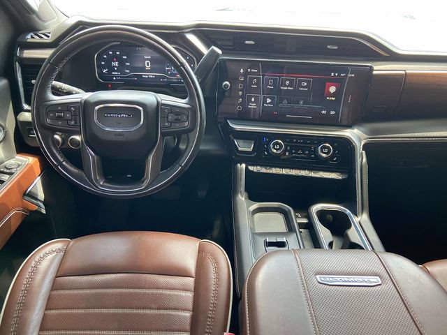 Used 2024 GMC Sierra 2500 Denali Ultimate AWD/4WD image 12