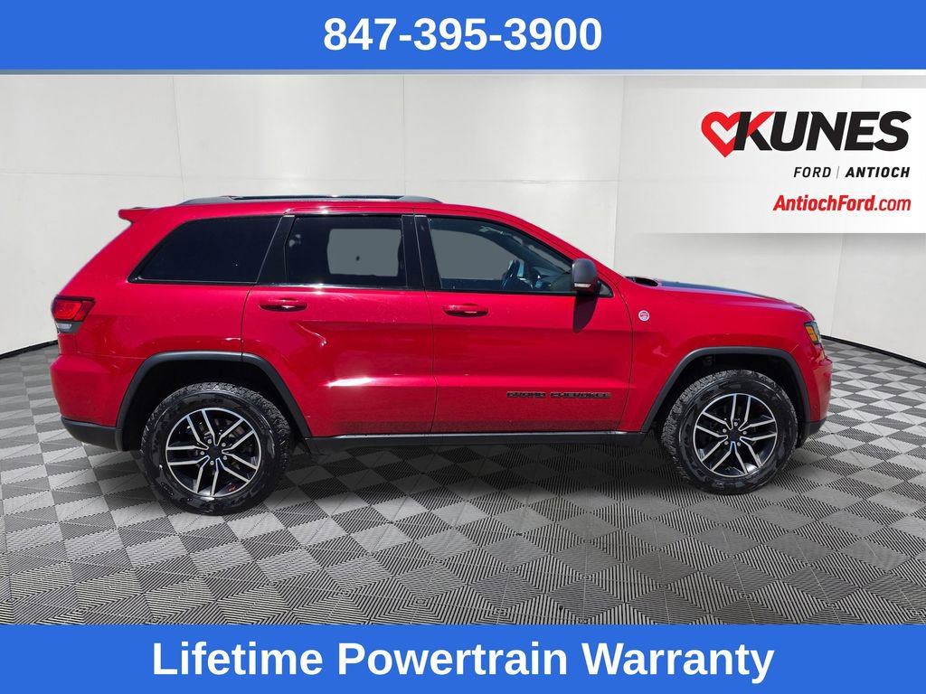Used 2019 Jeep Grand Cherokee Trailhawk AWD/4WD image 8