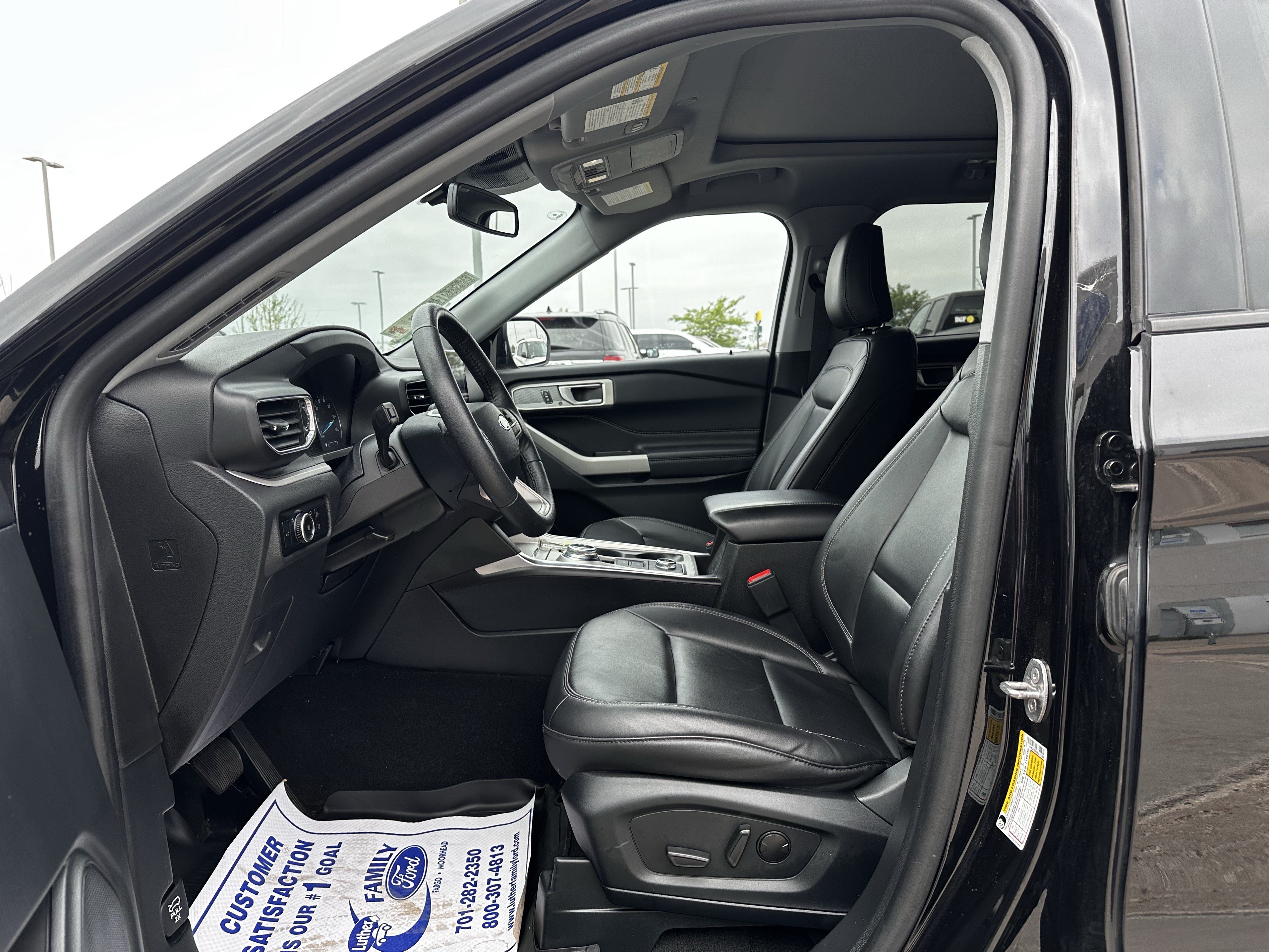 Certified 2024 Ford Explorer XLT w/ Equipment Group 202A AWD/4WD image 18
