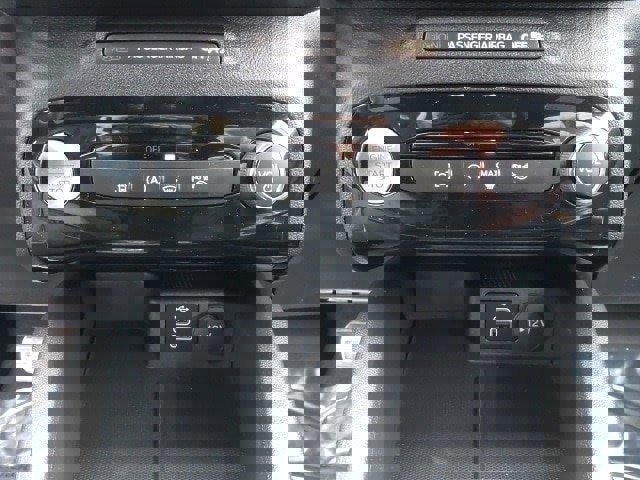 Certified 2024 Ford Escape ST-Line w/ Tech Pack #1 image 21