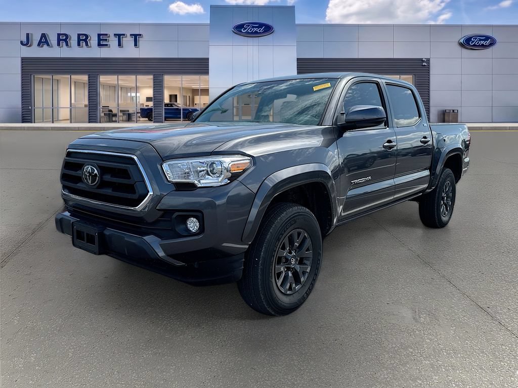Used 2023 Toyota Tacoma SR5 RWD image 2