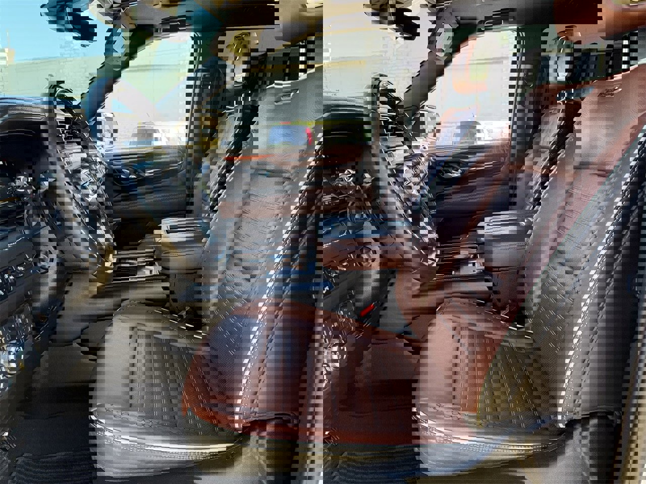 Used 2023 GMC Yukon Denali Ultimate image 25