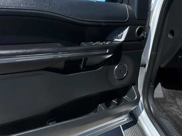 Certified 2018 Ford Expedition Max XLT w/ Equipment Group 202A image 21