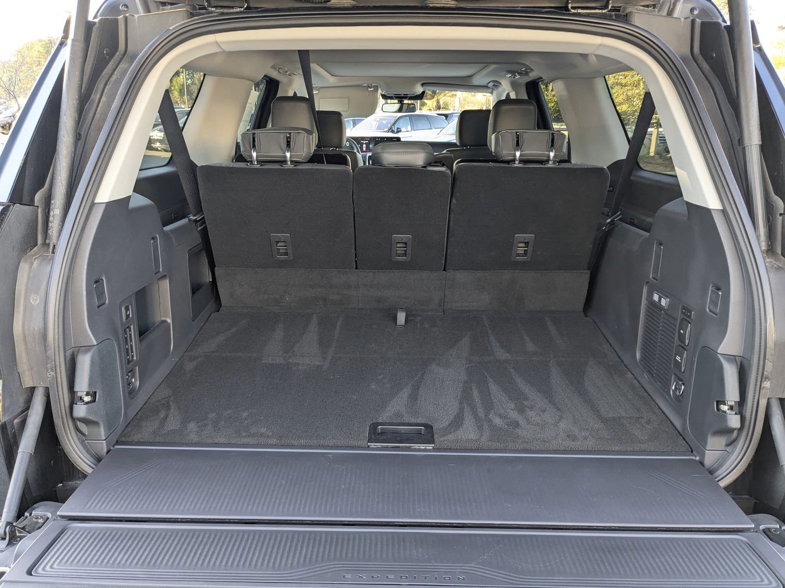 Certified 2025 Ford Expedition Max Active image 15