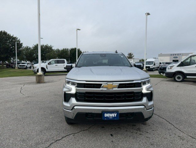 Used 2022 Chevrolet Silverado 1500 LT w/ Diesel Off-Road Package AWD/4WD image 2