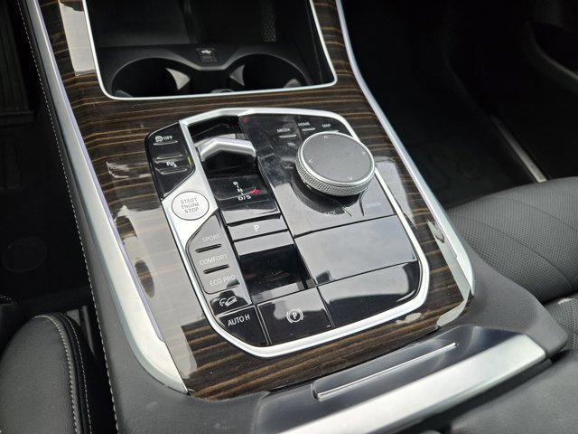 Used 2025 BMW X5 xDrive40i image 16