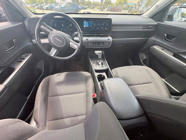 Used 2024 Hyundai Kona SEL AWD/4WD image 11