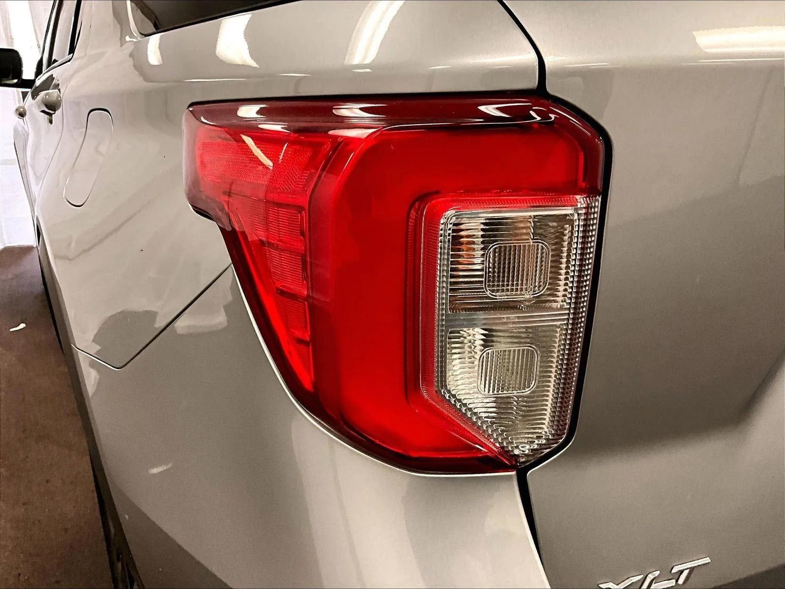 Certified 2023 Ford Explorer XLT w/ Equipment Group 202A image 29