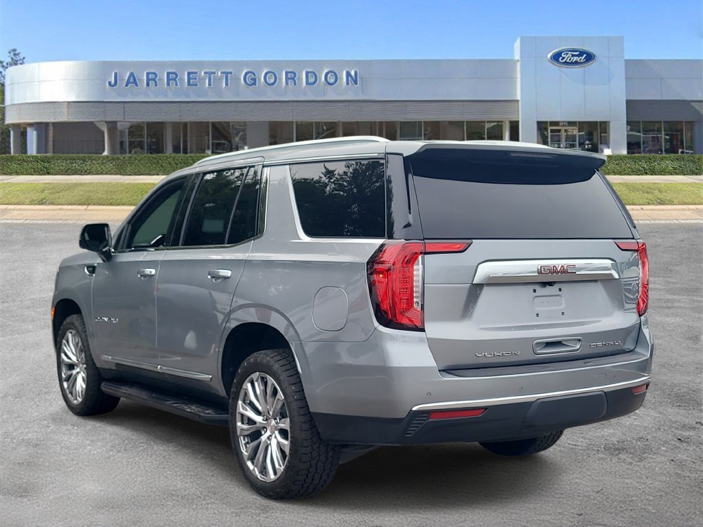 Used 2024 GMC Yukon Denali AWD/4WD image 3