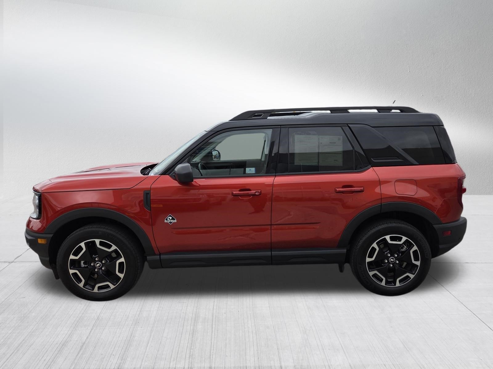 Certified 2023 Ford Bronco Sport Outer Banks w/ Tech Package AWD/4WD image 4