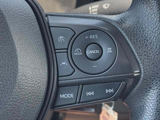 Used 2023 Toyota Corolla LE FWD image 19