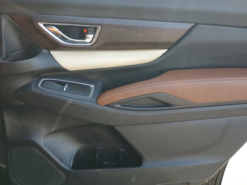 Used 2022 Subaru Ascent Touring AWD/4WD image 30