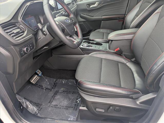 Certified 2024 Ford Escape ST-Line image 15