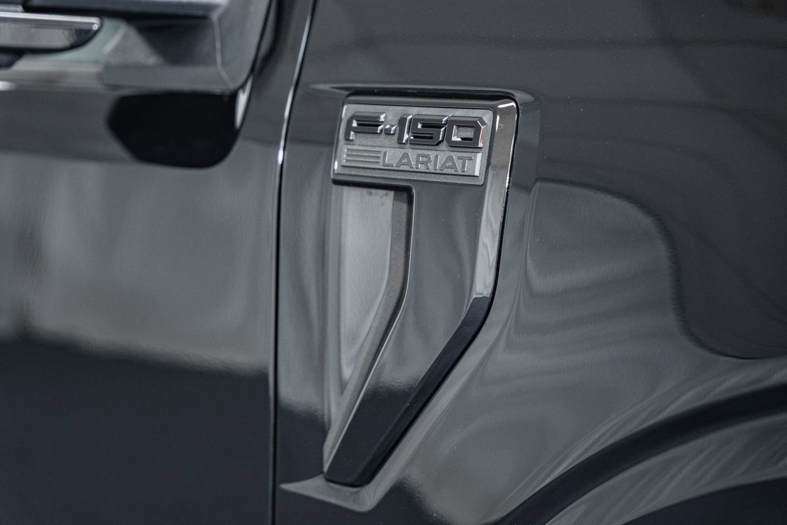 Certified 2022 Ford F150 Lariat w/ Equipment Group 502A High image 10