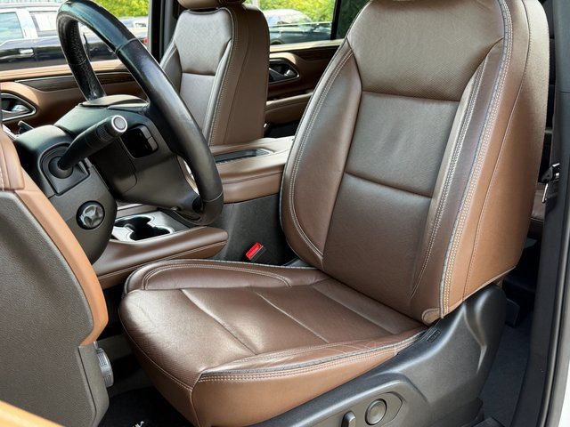 Used 2021 Chevrolet Tahoe High Country AWD/4WD image 28