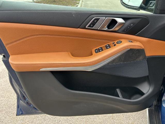 Used 2022 BMW X5 xDrive40i w/ Premium Package image 17