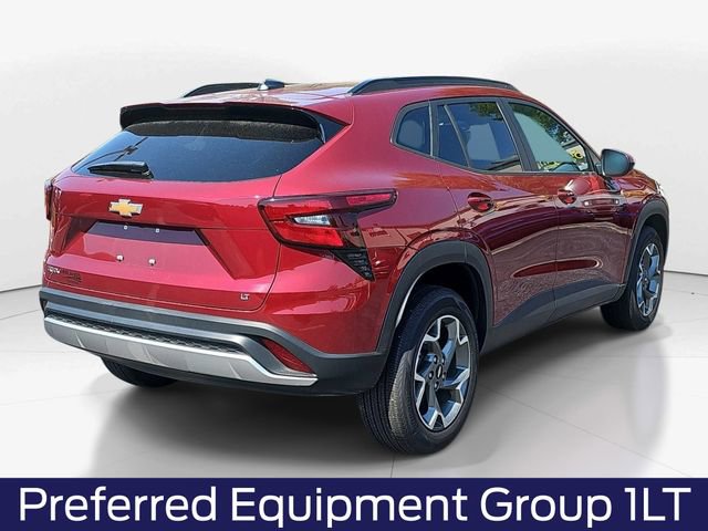 Used 2025 Chevrolet Trax LT w/ LT Convenience Package FWD image 5