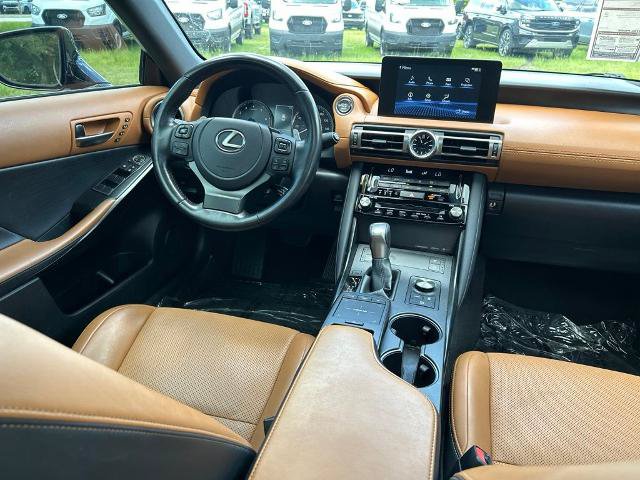 Used 2022 Lexus IS 300 w/ Premium Package RWD image 9