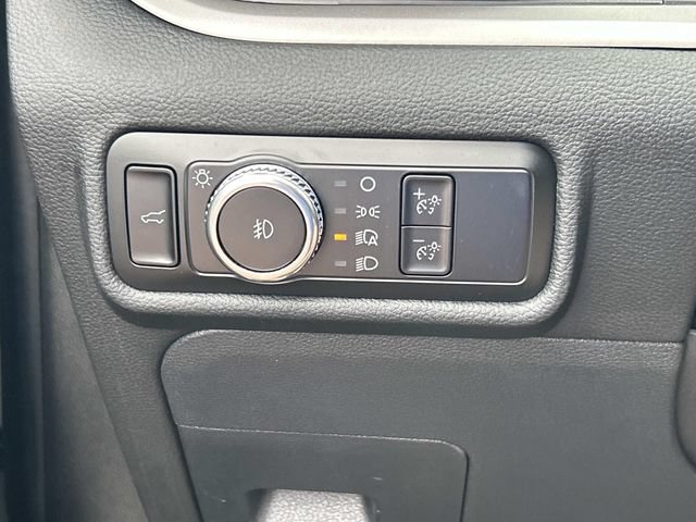 Certified 2023 Ford Explorer XLT w/ Equipment Group 202A AWD/4WD image 35