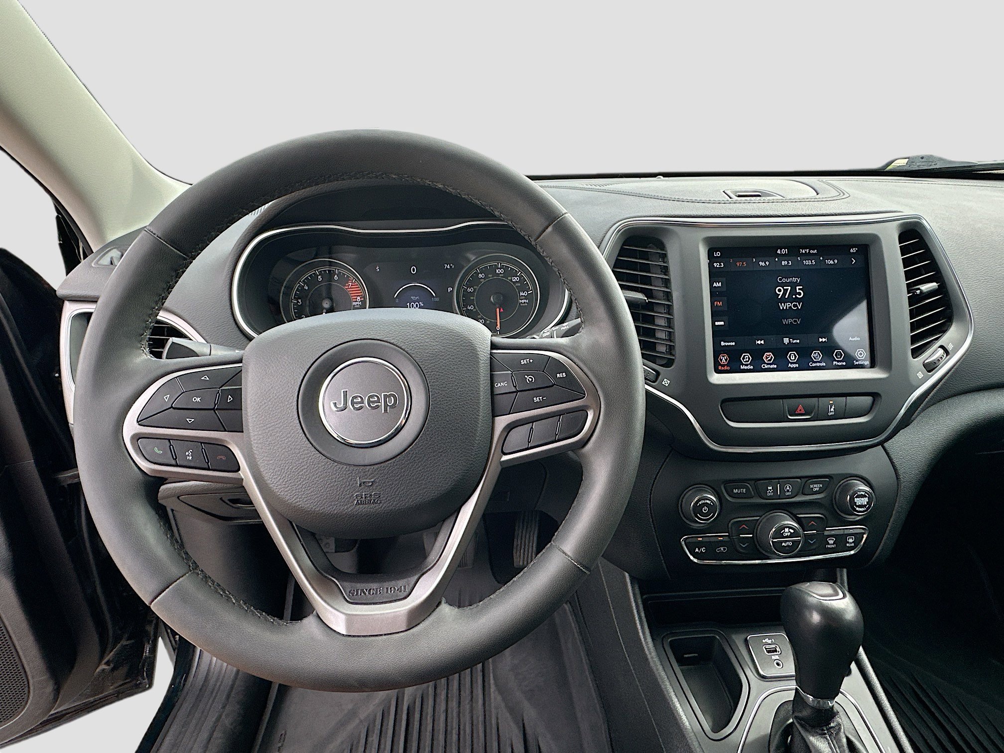 Used 2022 Jeep Cherokee Latitude Lux w/ Mopar Interior Package FWD image 11