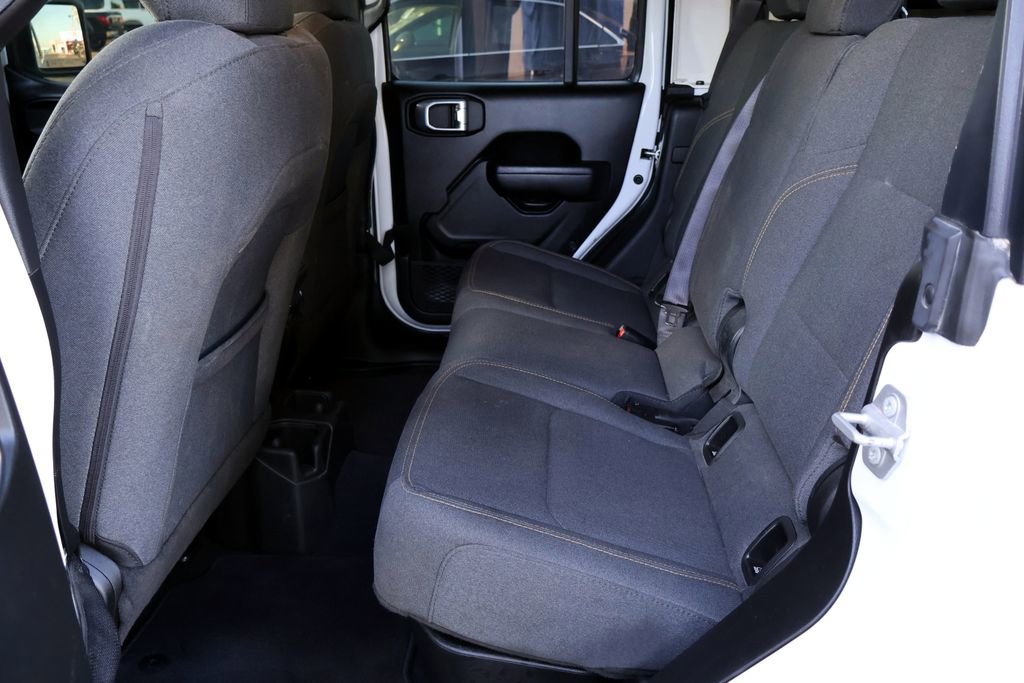 Used 2025 Jeep Gladiator Sport AWD/4WD image 24