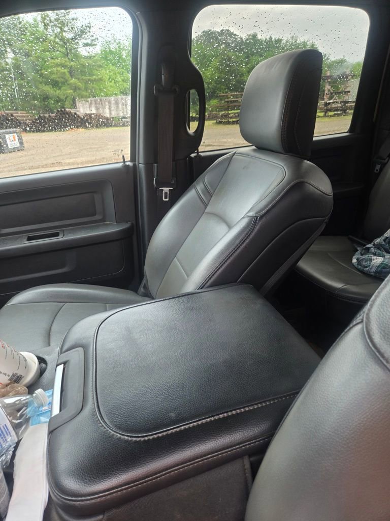 Used 2025 RAM 2500 Tradesman w/ Chrome Appearance Group AWD/4WD image 12