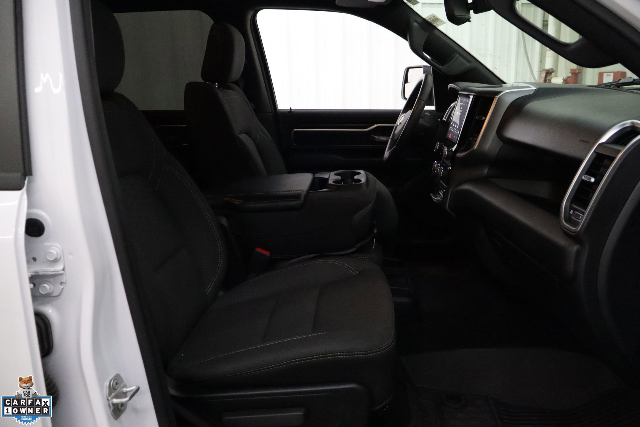 Used 2025 RAM 1500 Lone Star image 29