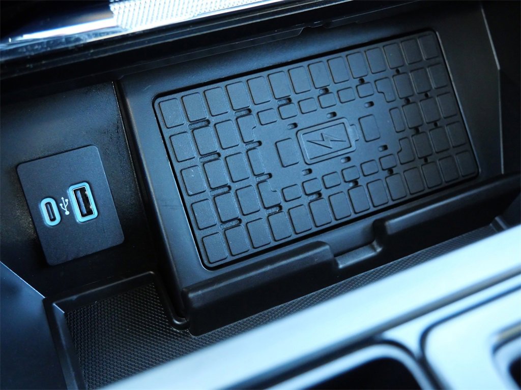 Certified 2023 Ford F150 Lariat w/ Equipment Group 502A High image 24