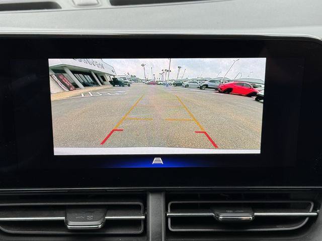 Used 2025 Chevrolet Trax LT FWD image 27