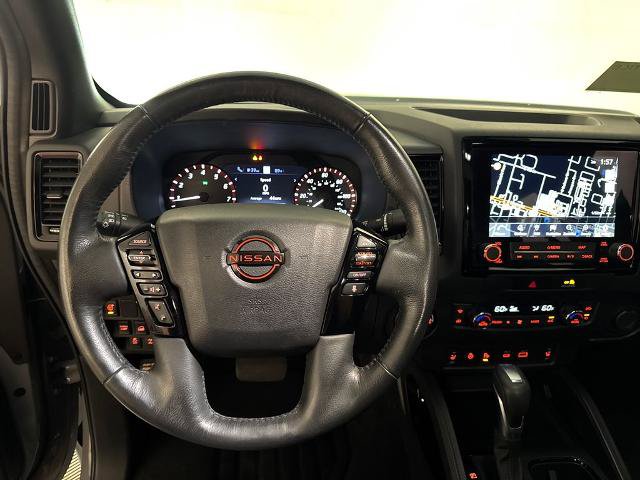 Used 2022 Nissan Frontier PRO-4X w/ Pro-4X Premium Package AWD/4WD image 14
