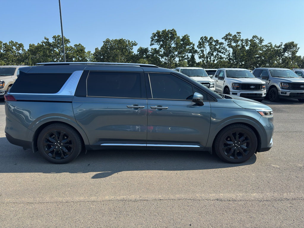 Used 2022 Kia Carnival SX Prestige FWD image 4