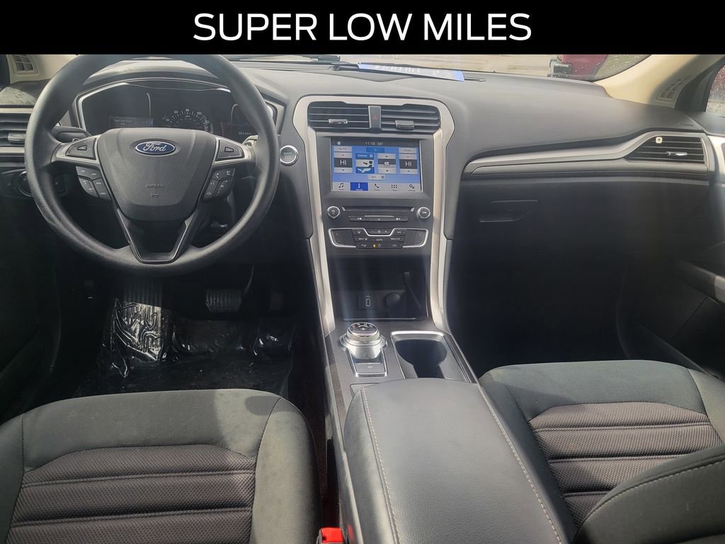 Certified 2017 Ford Fusion SE w/ Fusion SE Technology Package image 7