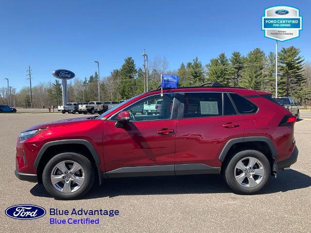 Used 2022 Toyota RAV4 XLE w/ Convenience Package AWD/4WD image 2