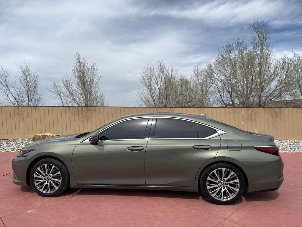 Used 2020 Lexus ES 350 w/ Premium Package image 2