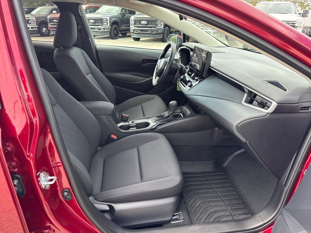 Used 2026 Toyota Corolla LE FWD image 22
