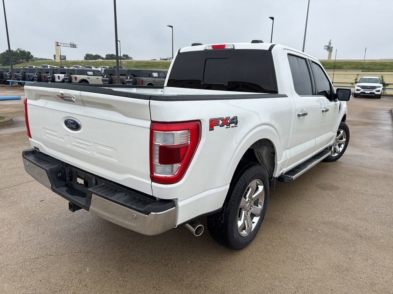 Certified 2023 Ford F150 Lariat w/ FX4 Off-Road Package AWD/4WD image 9