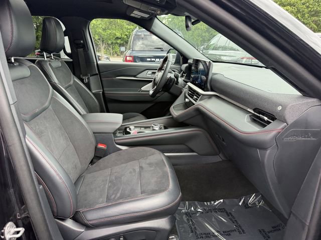 Certified 2026 Ford Explorer ST w/ Sun And Sound Package AWD/4WD image 31