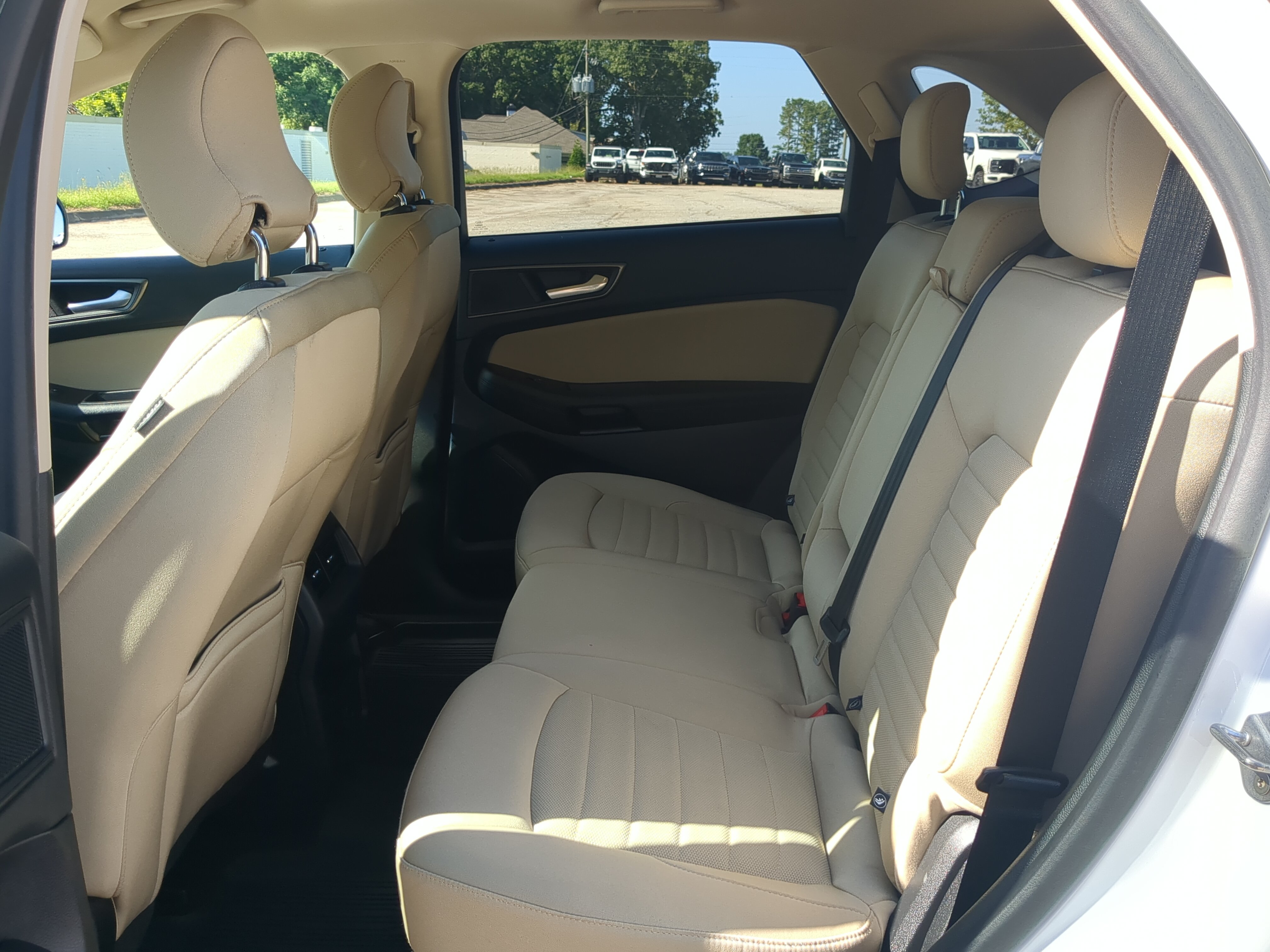 Certified 2019 Ford Edge SE w/ Cargo Accessory Package AWD/4WD image 12