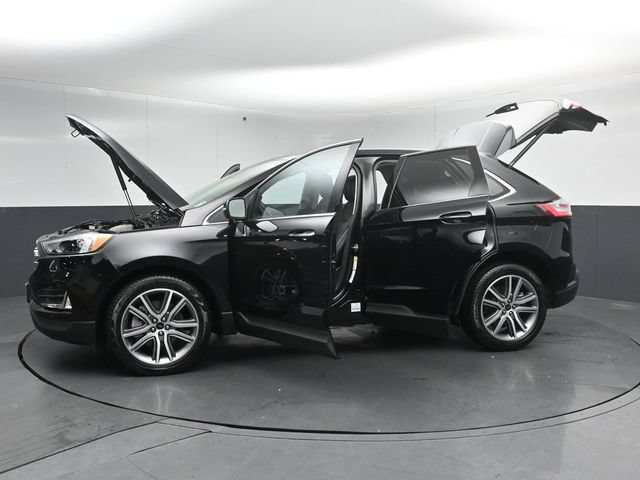 Certified 2024 Ford Edge Titanium AWD/4WD image 54