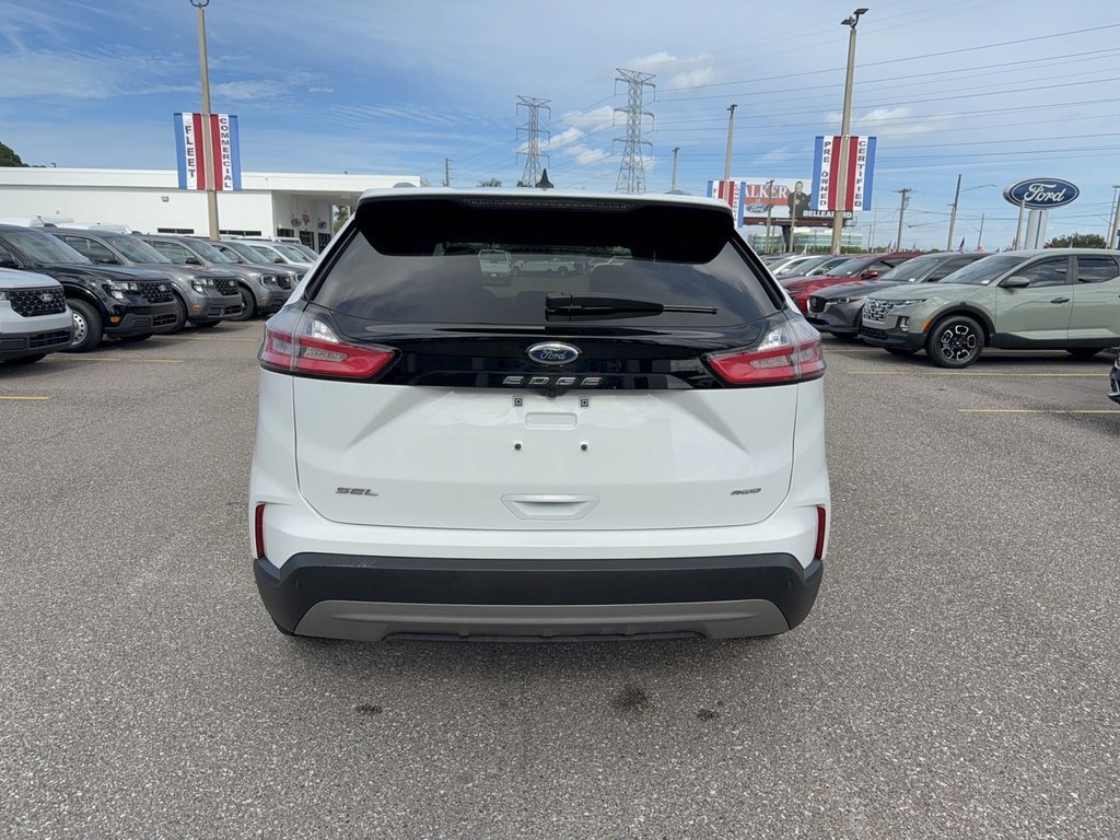 Certified 2024 Ford Edge SEL image 3