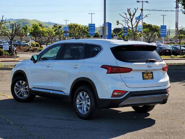 Used 2019 Hyundai Santa Fe SE image 6