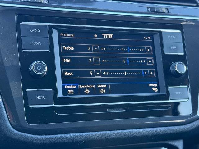 Used 2022 Volkswagen Tiguan S image 23