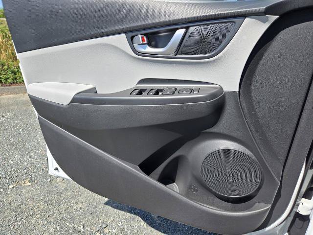 Used 2023 Hyundai Kona SEL w/ Convenience Package AWD/4WD image 24