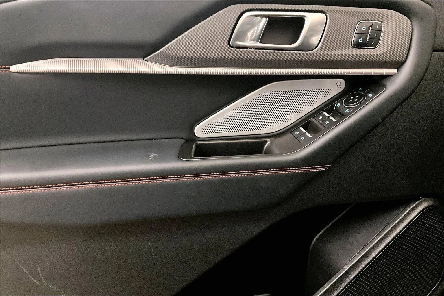 Certified 2025 Ford Explorer ST w/ Sun And Sound Package image 22