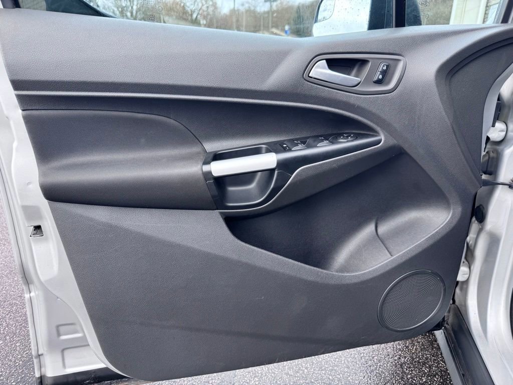 Certified 2018 Ford Transit Connect XLT image 22