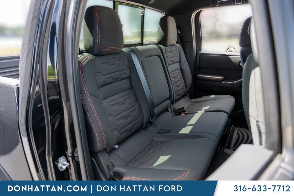 Used 2025 Nissan Frontier PRO-4X AWD/4WD image 26