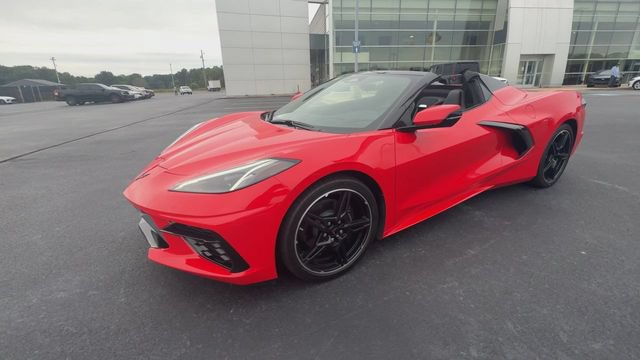 Used 2024 Chevrolet Corvette Stingray Convertible RWD image 4