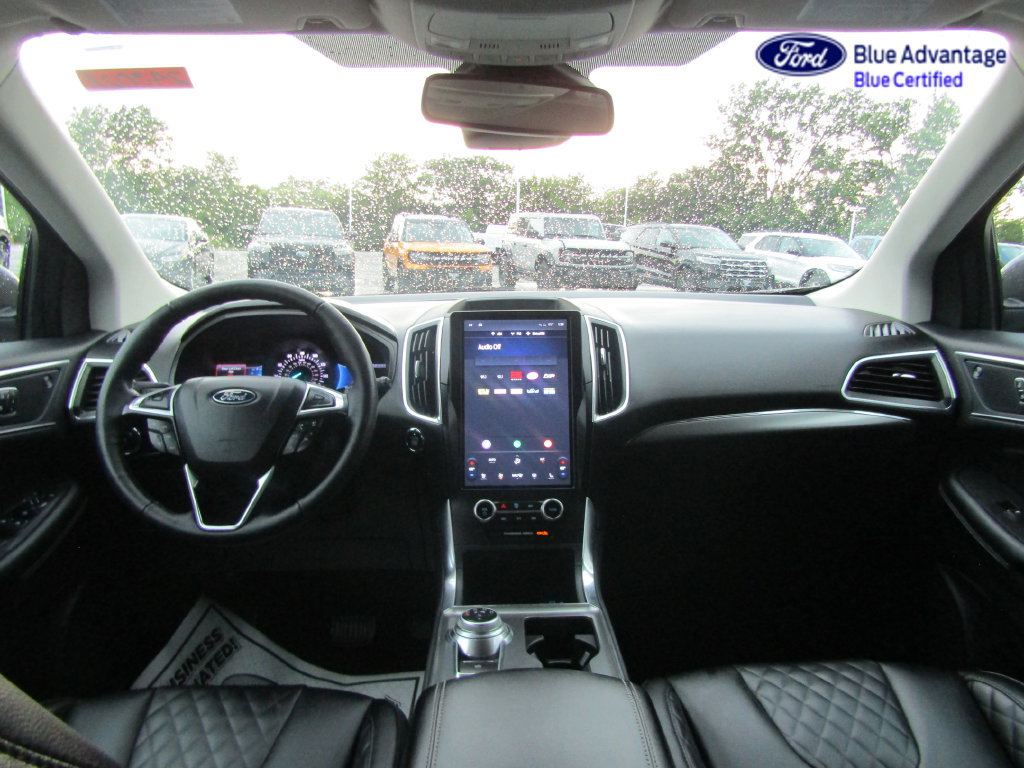 Certified 2024 Ford Edge Titanium AWD/4WD image 4
