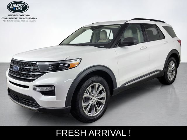Certified 2023 Ford Explorer XLT w/ Equipment Group 202A AWD/4WD image 7