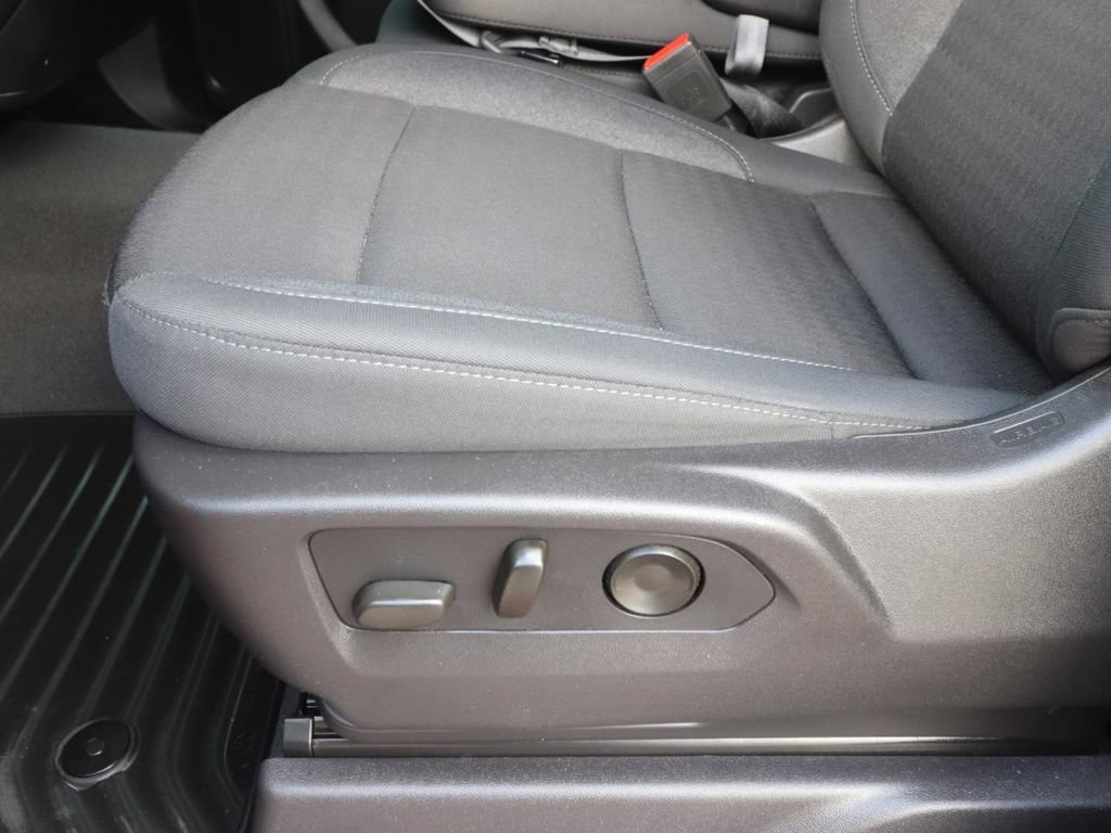 Used 2024 Chevrolet Silverado 1500 Custom w/ Turbomax Blackout Package RWD image 18
